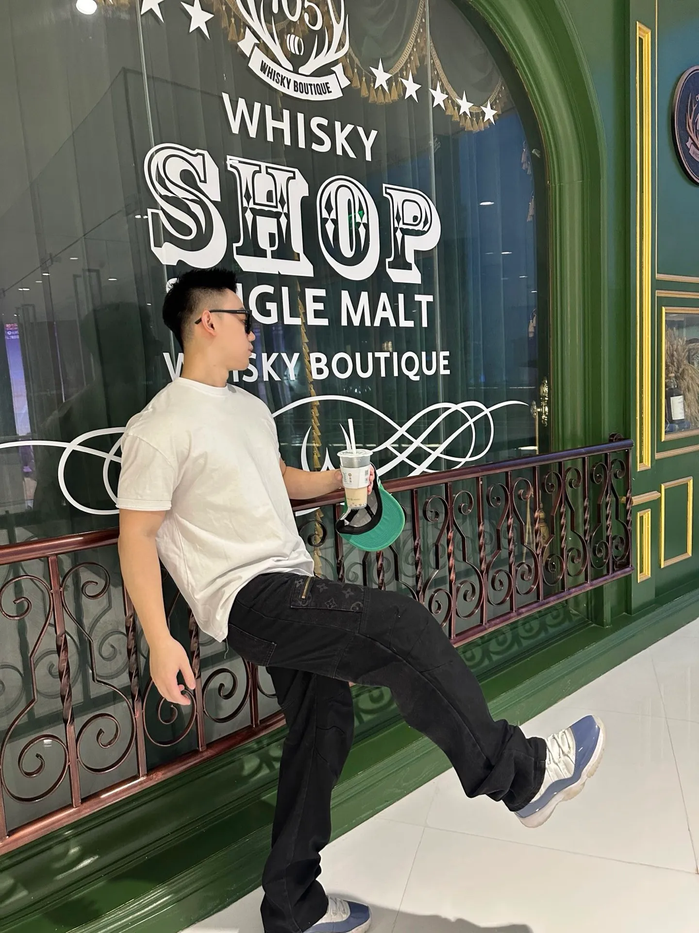 Louis Vuitton/